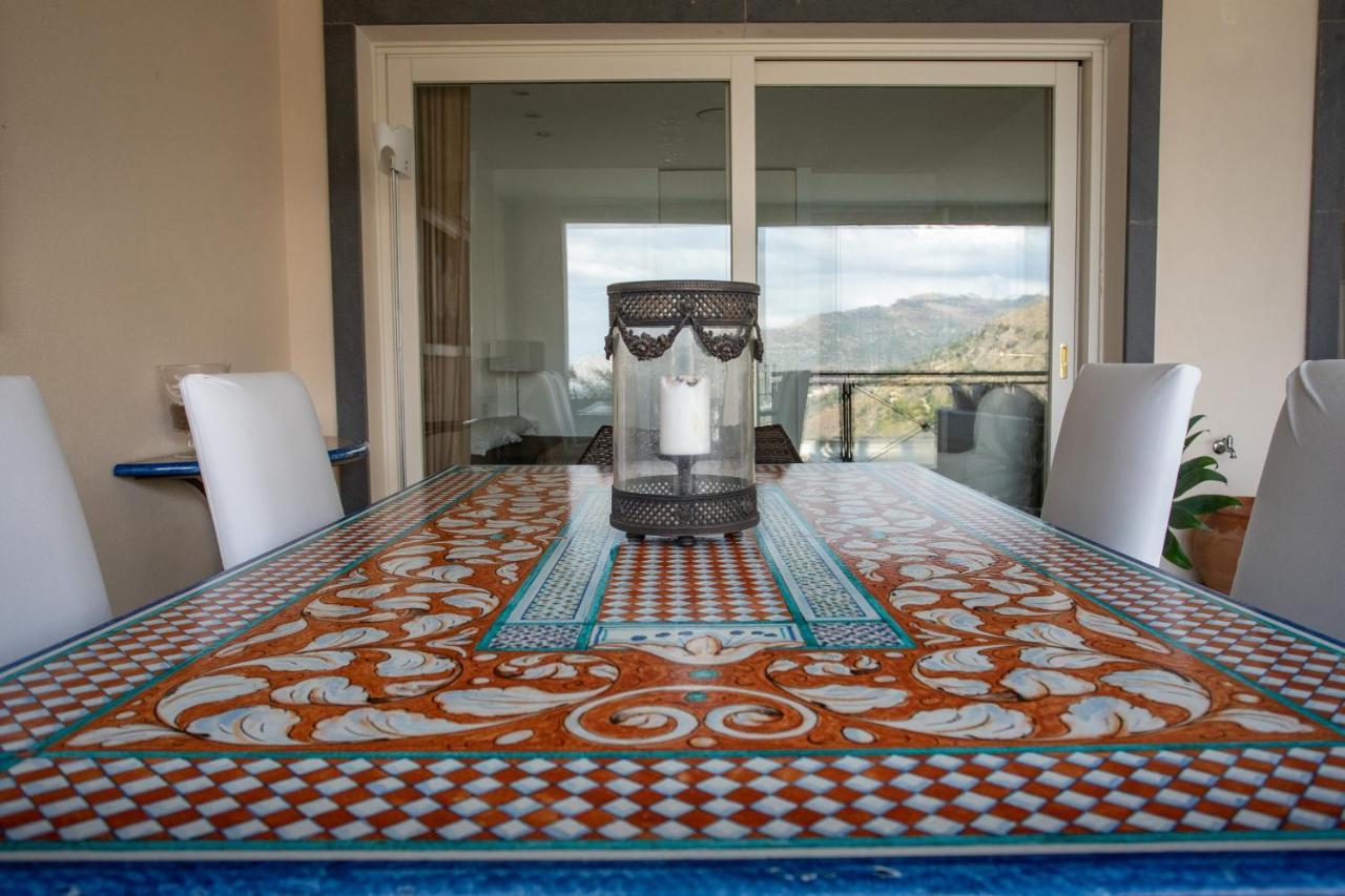 Beautiful Apartment In The Centre Of Taormina Dış mekan fotoğraf