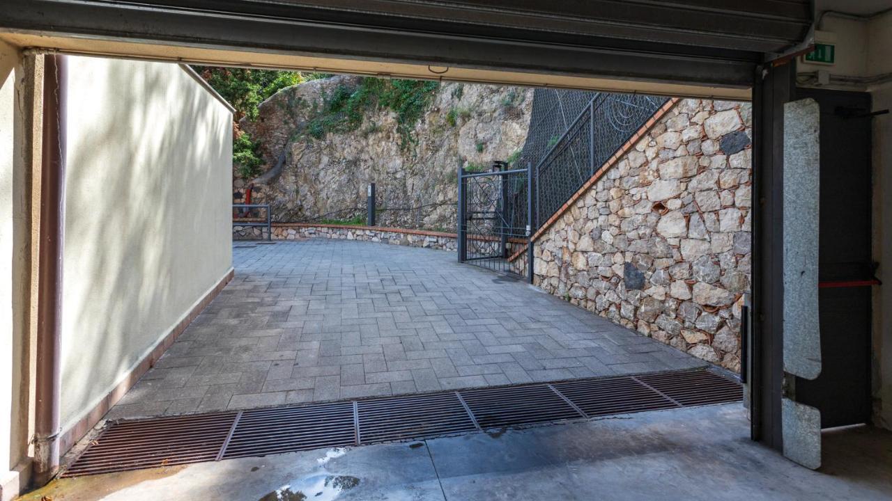 Beautiful Apartment In The Centre Of Taormina Dış mekan fotoğraf